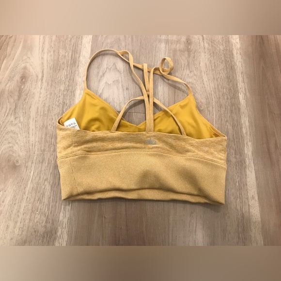 Alo  yoga Lush Bra - Picture 4 of 11